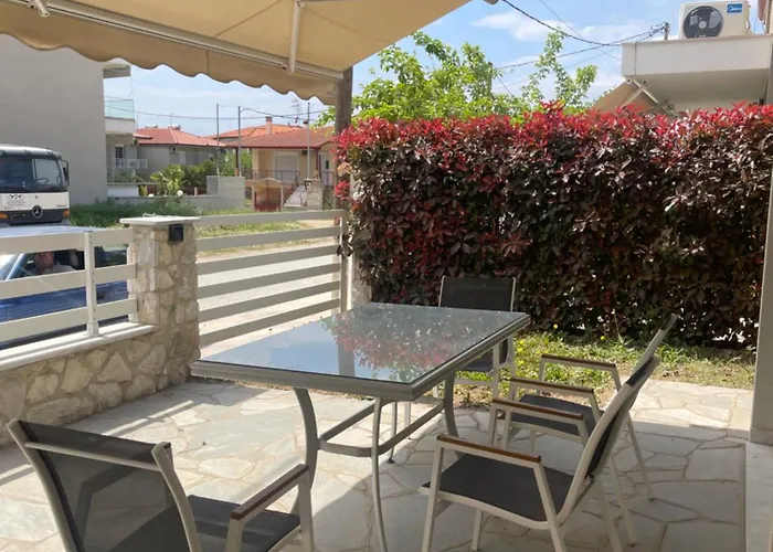 Lina * Nikiti (Sithonia)